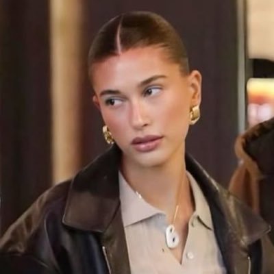 thaileyshow's profile picture. feminist women love eminem