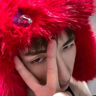 iloveyoubut13's profile picture. 
