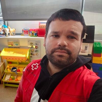 28 pirulos 🍭
Intento de escritor ✒️
Adicto al café ☕
Comunidad 🏳️🌈🏳️🌈
Mi descontrol emocional es lo que me hace escribir ✏️
Lector con Dislexia 🥴