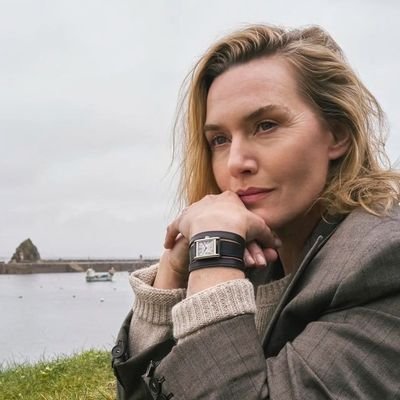 katew0017's profile picture. Backup page 
Always be happy 😊