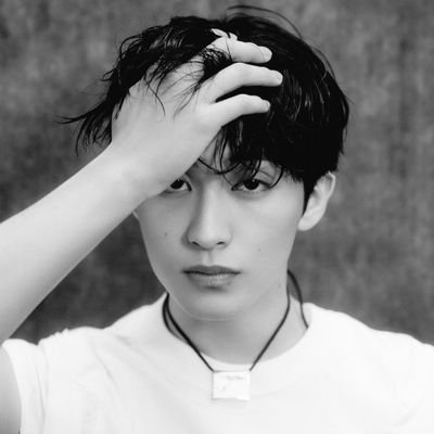 Huvsband's profile picture. CYBER — moneysexual.