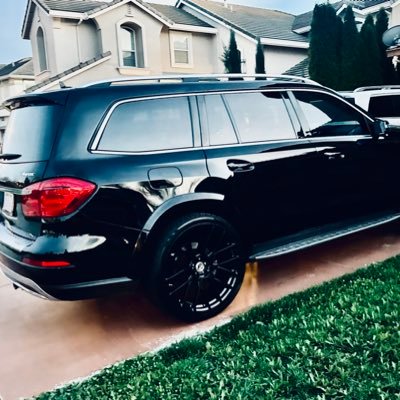 OGNillo's profile picture. 