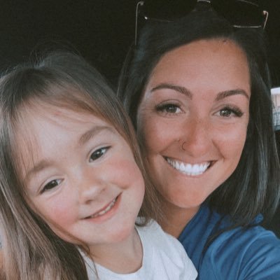 shelbyj00's profile picture. in the end we only regret the chances we didn't take. Snapchat: shelbygirl00 https://t.co/9ehycnD34b