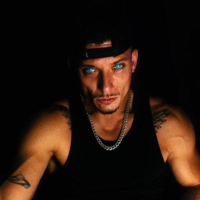 Tyler222gee's profile picture. I MAKE CREATIVE VIDEOS🎨 Enjoy the show🎭🎬