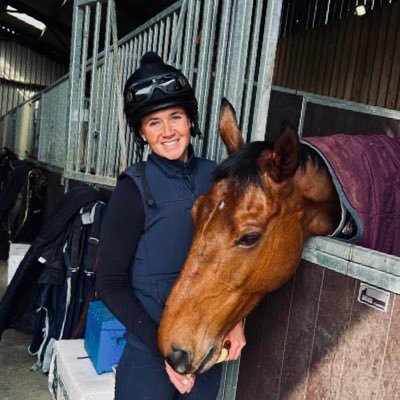 kimwalker_x's profile picture. Assistant trainer  to  N W Alexander 🏇🏾