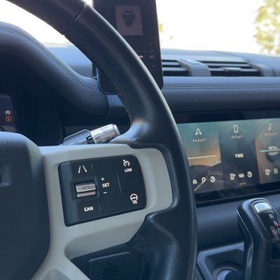 hz_1b's profile picture. 