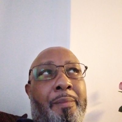 Retired Sheet metal mechanic, PAFF volunteer, LA Marathon volunteer. world traveler, foodie, likes jazz, lounge, and old school.
music