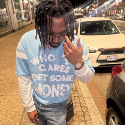 fmoig@theyloveleeek // I’m in the DMV 📍// don’t message me with pointless conversation