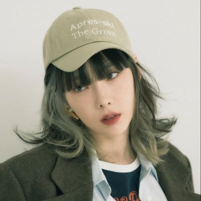 Charamine5's profile picture. 