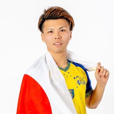 【リトアニア在住/サッカー選手】/【経歴】SALFUS oRs→清水エスパルスJY→青森山田高校→創価大学→HBO東京→Corval🇵🇹→Mirense🇵🇹→Racing Club Beirut🇱🇧→FK Babrungas🇱🇹
