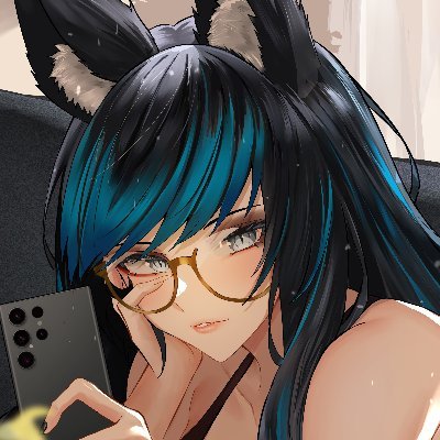 Kitsune Femboy VTuber
I am a Massive Star Wars Nerd and Star Trek.