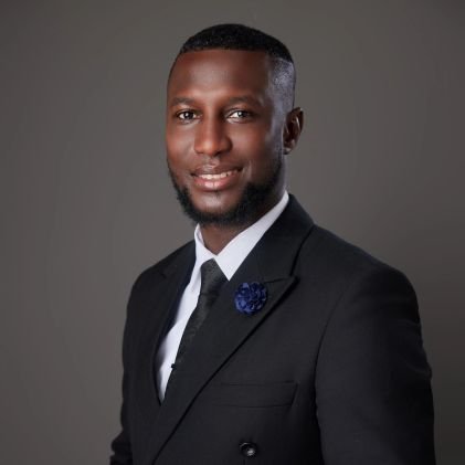 Career: Manager: Communication & International R🔧🎓
Partime: Footballer ⚽️
Hobbies: Jogging 🏃♂️ & Music 🎶
Star Sign: Virgo ♍
Other: Traveller ✈
I'm 🇳🇦🇿🇦