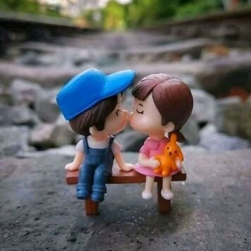 wut_1983's profile picture. 