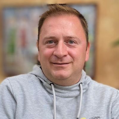 Kişisel fikirlerimi içerir, RT yapmak fikire katıldığım anlamına gelmez. Un peuple sans culture, c'est un homme sans parole.