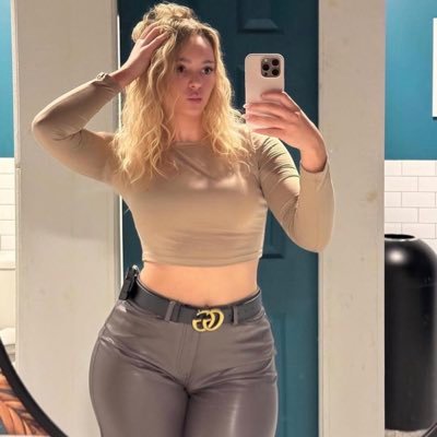 AmeliaMate45610's profile picture. 