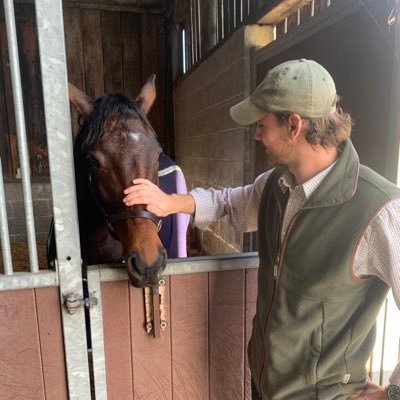 kitbathamread's profile picture. 