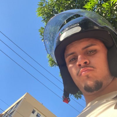 Se n puder voar corra, Se n puder correr ande, Se n puder andar rastege. O importante é seguir em frente !! 💫🙅🏻♂️