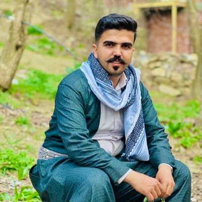 kurd
قووڵایی برینم ،هێندەی زامەکانی نیشتمانە!❤️🩹