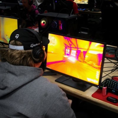 decreestreams's profile picture. 