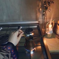 حُروف عَميقهْ🫂 (@7rf__p) 's Twitter Profile