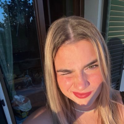louis’s gf ☽ she !¡ her⠀⠀⠀ ⠀⠀⠀⠀⠀ ⠀⠀⠀⠀⠀ ⠀⠀⠀⠀⠀⠀ just thinkin' about you🛰️
