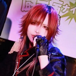 アイブラ5mgを吸う女/歌舞伎町BAR▶︎毒@bar_DOQUDOQU めると@BAR_guri_melt かすたぁど@Custard_kabuki /ベラトリクス@BarBellatrixx /絵仕事▶︎@Go1llust