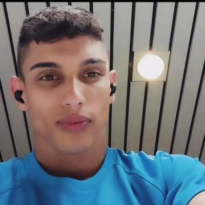 flytonez's profile picture. Attract, don't chase.