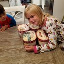 Angela Schaefer - @Angiewest2621 - Twitter