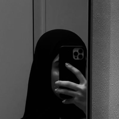 - وكُل اشتياق يهون ، إلا الشوق إلى الحُسين !