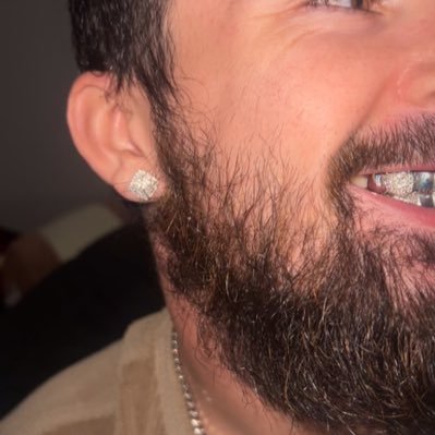 Jeremiahgage21's profile picture. 