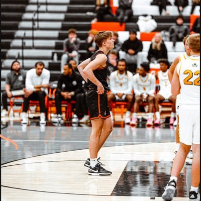 c/o 2026|6’3|Guard|Farmington|W.o.t.n.| GPA 3.6|Kaleflees@yahoo.com|cell:612-418-2751