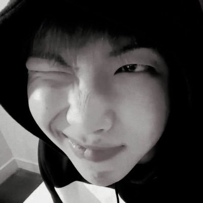 thebrav3moon's profile picture. i’m too far gone to pray | bts • skz • w2e