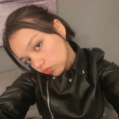 miadalche's profile picture. michchi
perdí la cuenta de nuevo🤜🏿