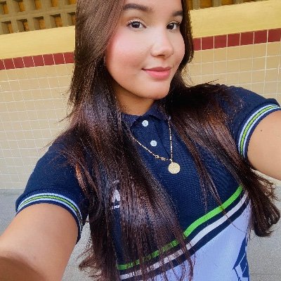 majufortunaato's profile picture. mas mesmo transtornada eu continuo a mais mais