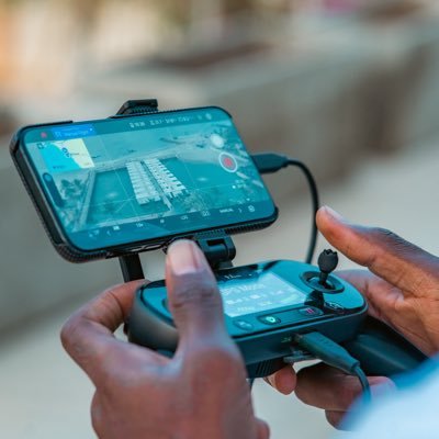 Photographe et vidéaste passionné, je capture l'instant et raconte des histoires à travers l'image. Toujours à la recherche du prochain moment unique. 📸🎥