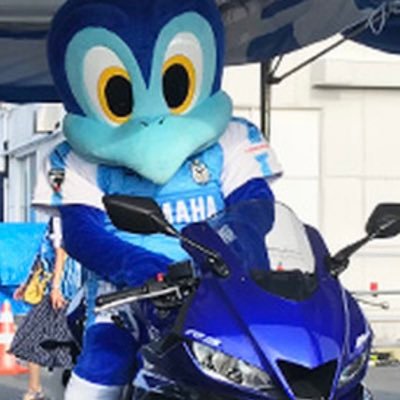 ジュビロ親子サポ/YAMAHA-YZF-R25&R7/バイク2台持ち/YAMAHA Trumpet-YTR9335NY持ち/スポンサーへの貢献度高め