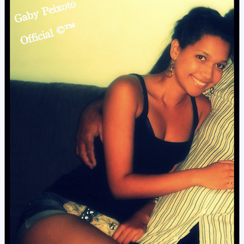 I live my life & try to make the most out of every opportunity/moment. Don't judge me before you've walked a mile in my shoes. 
X O X O /Gaby Peixoto