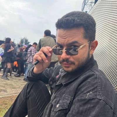 Ingeniero & aprendiz de Data Scientist 📊
Disfruto tanto del volumen alto como del silencio reparador 🎧
Energía recuperada con buena música y videojuegos 🎮