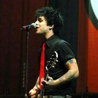 BJA hands daily 🎸 (@billiejoehands) 's Twitter Profile