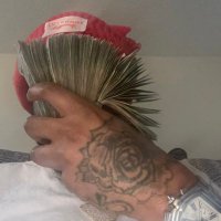 DEXTER (@1baehelpdex) 's Twitter Profile