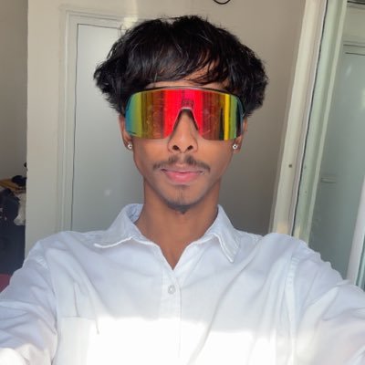 ithuqan's profile picture. M.