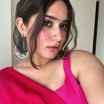 18+ | Sanskari 🥂 | interfaithX 💚🧡 Everything is just a Fantasy 😸 You was knowing me as a Anshika🤫