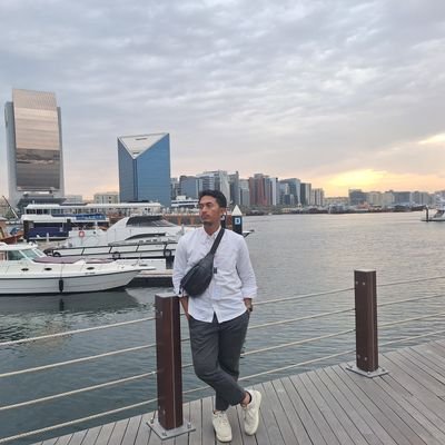 HadianEkki39224's profile picture. 