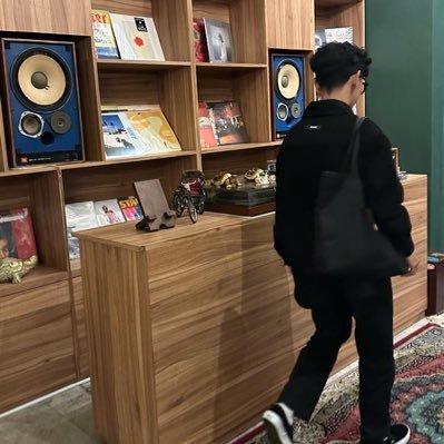 _whono's profile picture. Wonspop dimari ada wonspop hayu lari di sapar