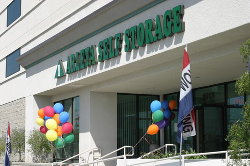 arletaselfstor's profile picture. 