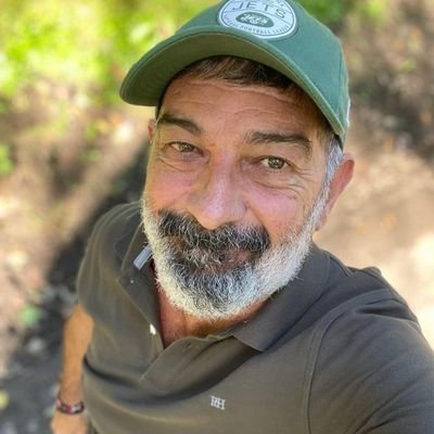 Residential Real Estate in FL, Waterfront & Beachside Specialist. First Tesla S Plaid owner in FL, Tesla Shareholder. #FSDBeta tester. Fluent in 6 languages.