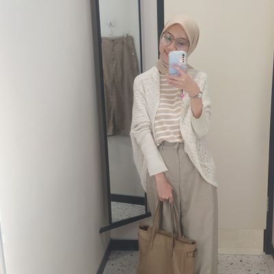 betterflysoul's profile picture. clean acc only. yang normal normal aja