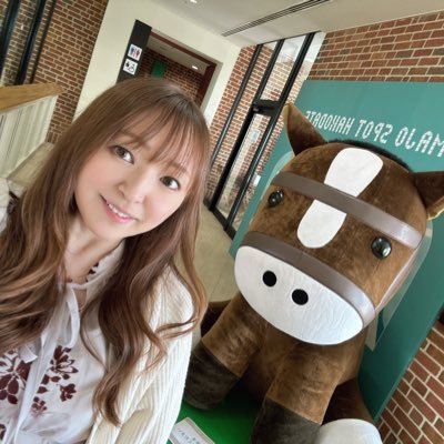 競馬♡白毛芦毛好き🦄💓馬券はジョッキー買い率高め☺️好きなジョッキー応援してるジョッキーたくさん♡広い心で応援してます💓w/Mr.Children♡/無言フォローすみません🙏