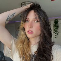 EvieGoesHard🏳️⚧️❤️ (@eviegoeshard) 's Twitter Profile