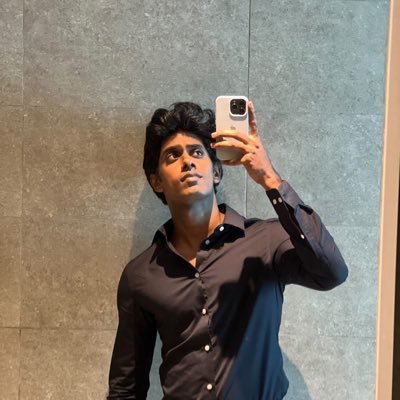 sooryaaaaaa's profile picture. city lights are blinding